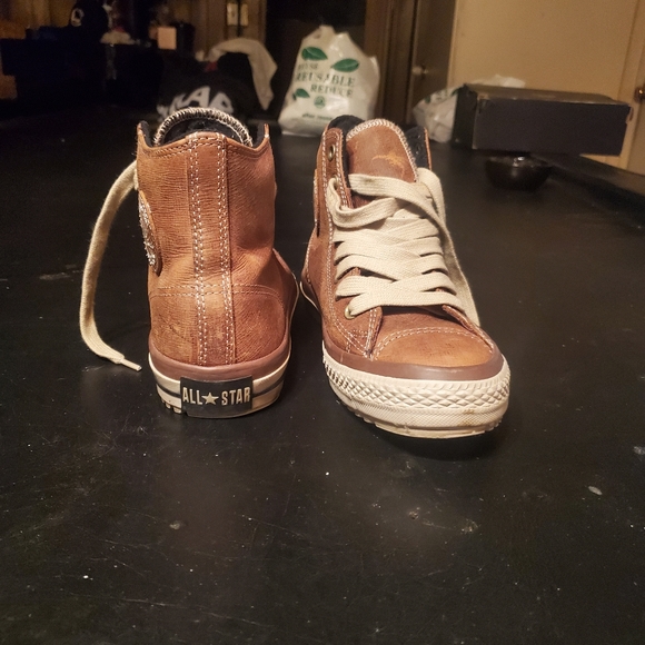 Converse high tops - Picture 2 of 2